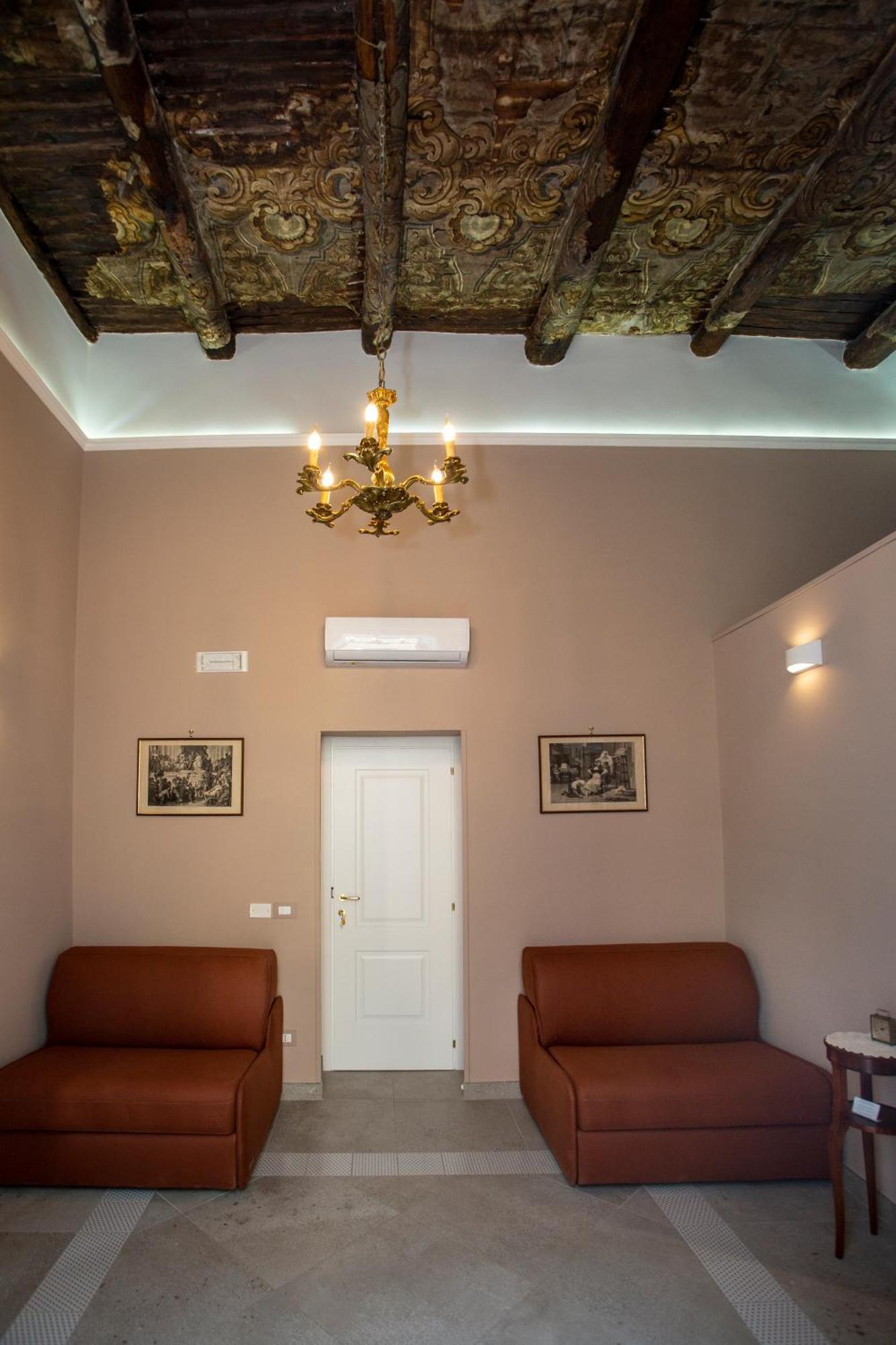 Xenia Neapolis Hotel Exterior foto